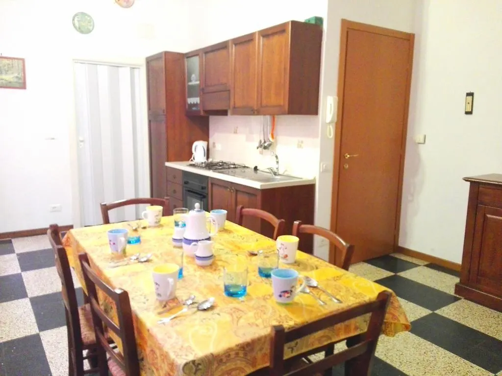 Villa Ca delle Rondini Civezza 0*,  Italia